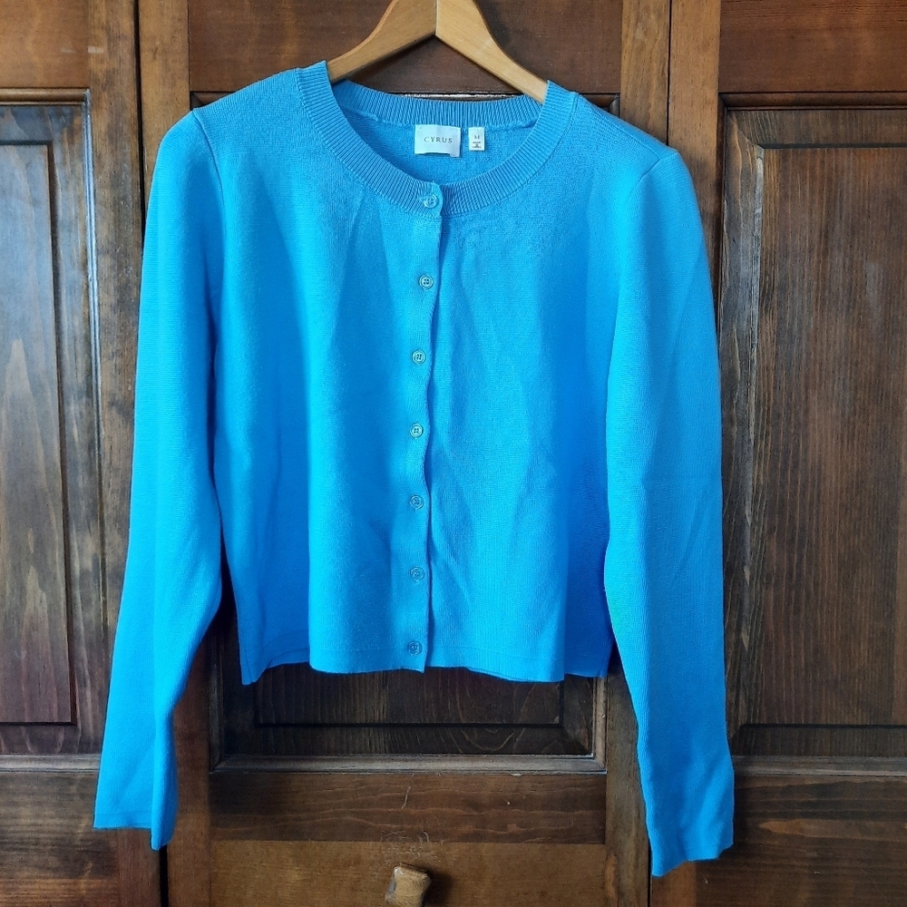 Cyrus Light Blue Round Neck Button Front Knit Cardigan Sweater Size Medium